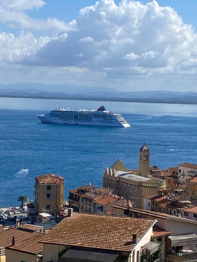Apartamento Bilocale Vista Mare Con Posto Auto Porto Santo Stefano  Exterior foto